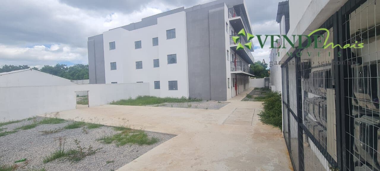 Apartamento em São Gonçalo - Laranjal