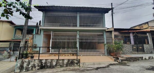 Casa Triplex para Venda em Pacheco São Gonçalo-RJ