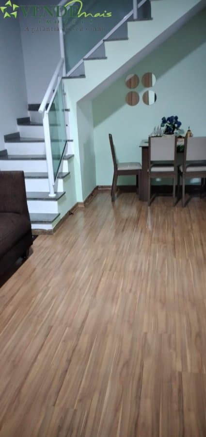 Casa Duplex para Venda em Colubandê São Gonçalo-RJ