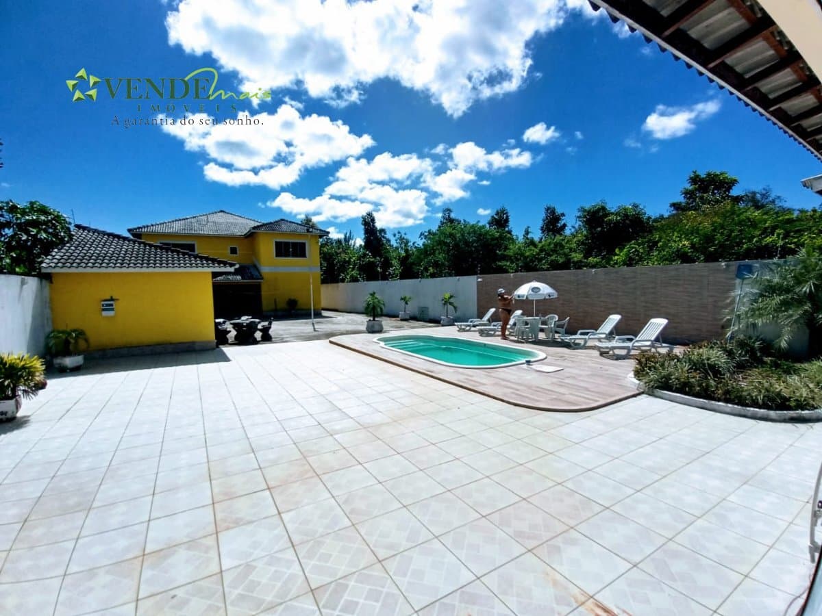 Casa Alto Padrão para Venda em itaipuaçu Maricá-RJ