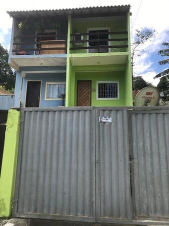 Casa duplex a venda no Almerinda