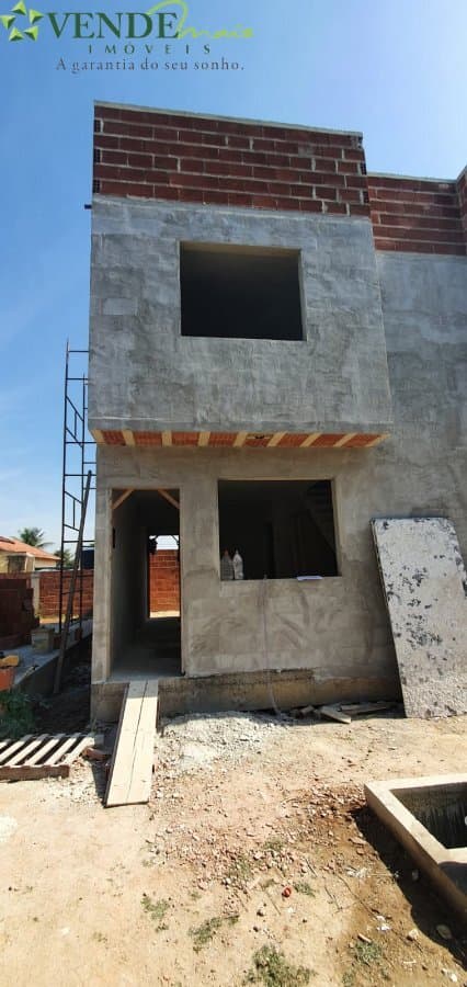 Casa Duplex para Venda em Laranjal São Gonçalo-RJ