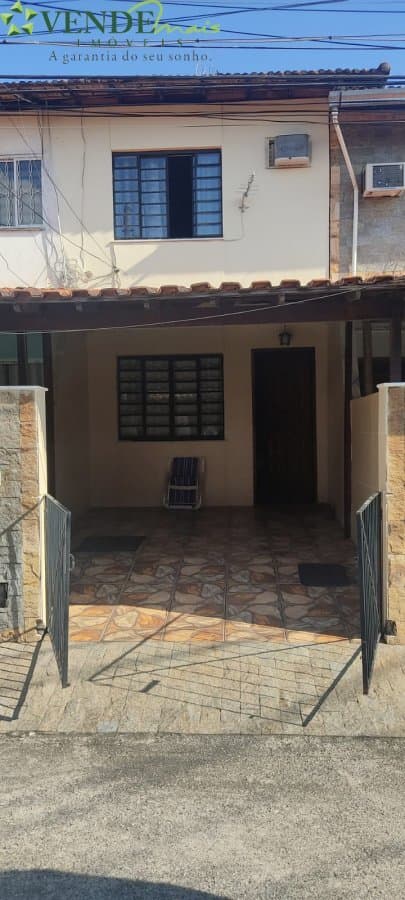 Casa Duplex para Venda em Mutondo São Gonçalo-RJ