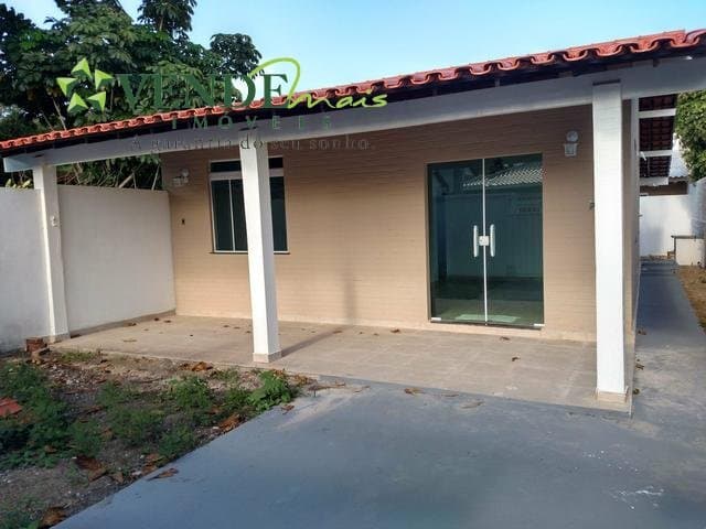 Casa Padrão para Venda em Areal Araruama-RJ