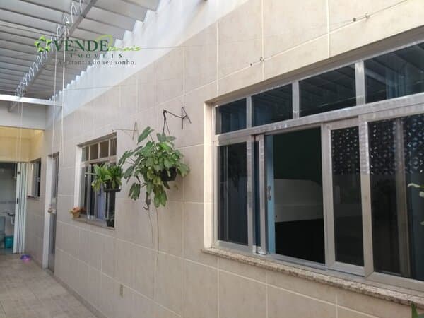 Casa Alto Padrão para Venda em Galo Branco São Gonçalo-RJ