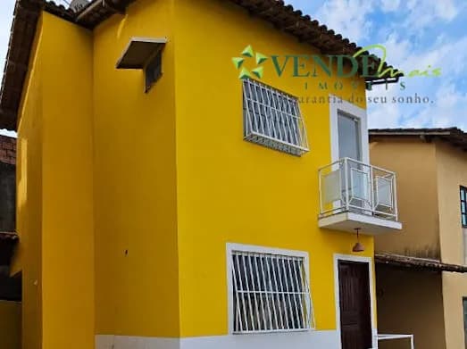 Sobrado em São Gonçalo - Laranjal