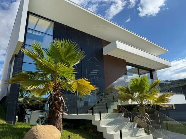 Casa de Condomínio em Criciúma - São Simão