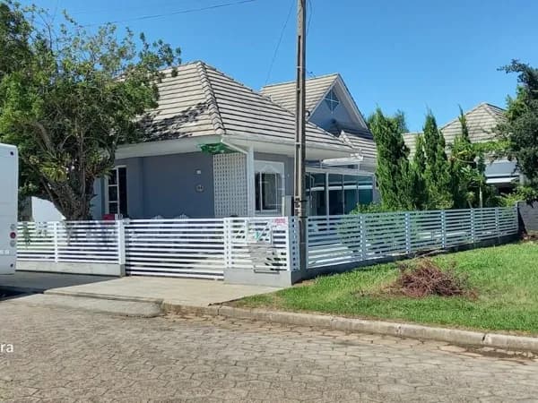 Casa No Condomínio Vila Suiça