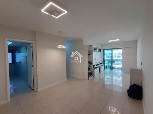 Apartamento de 2 quartos no Condomínio Rio2