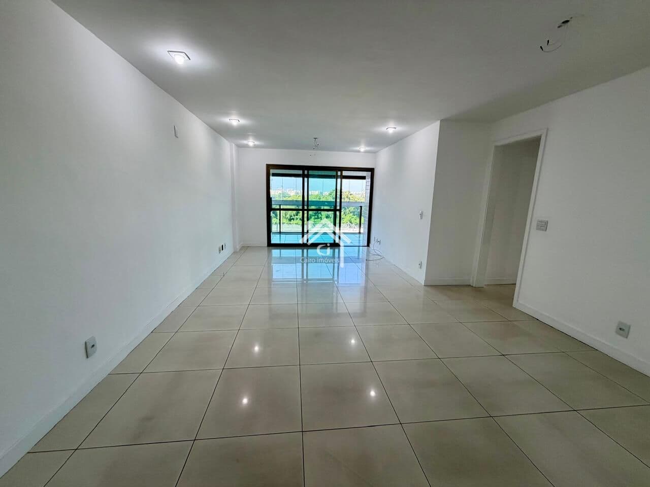 Apartamento de 4 quartos mais dependência no Condomínio Rio2