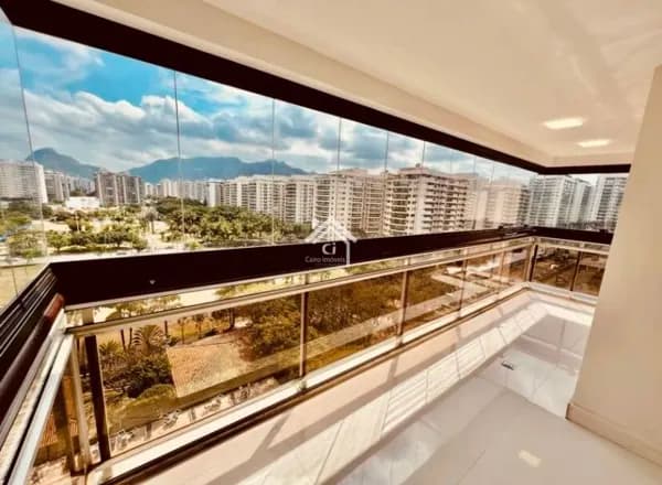 Apartamento de 3 quartos reformado, Rio2