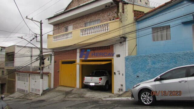 2 CASAS - CASA COM 2 SUITES -2 VAGAS