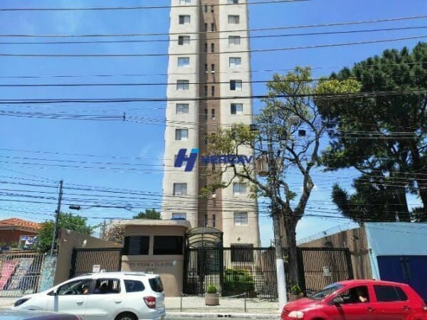 OTIMO APARTAMENTO COM ARMARIOS