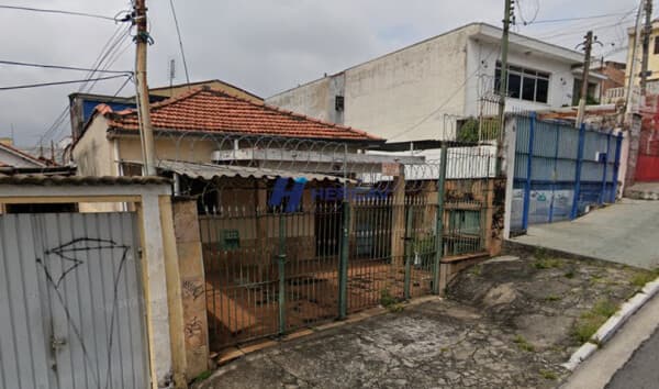 Casa na Vila Gustavo, por R$ 550.000