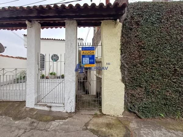 Casa - Av. Cel MARCILIO FRANCO
