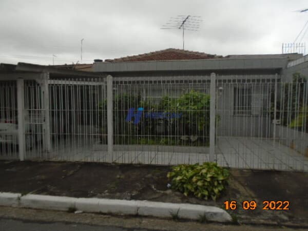 CASA TERREA 3 DORMITÓRIOS