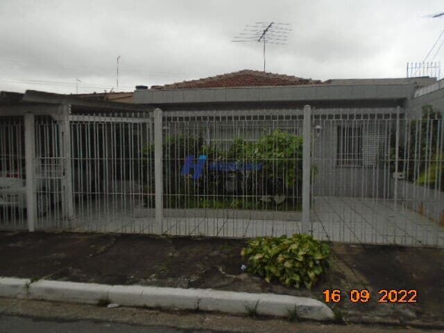 CASA TERREA 3 DORMITÓRIOS