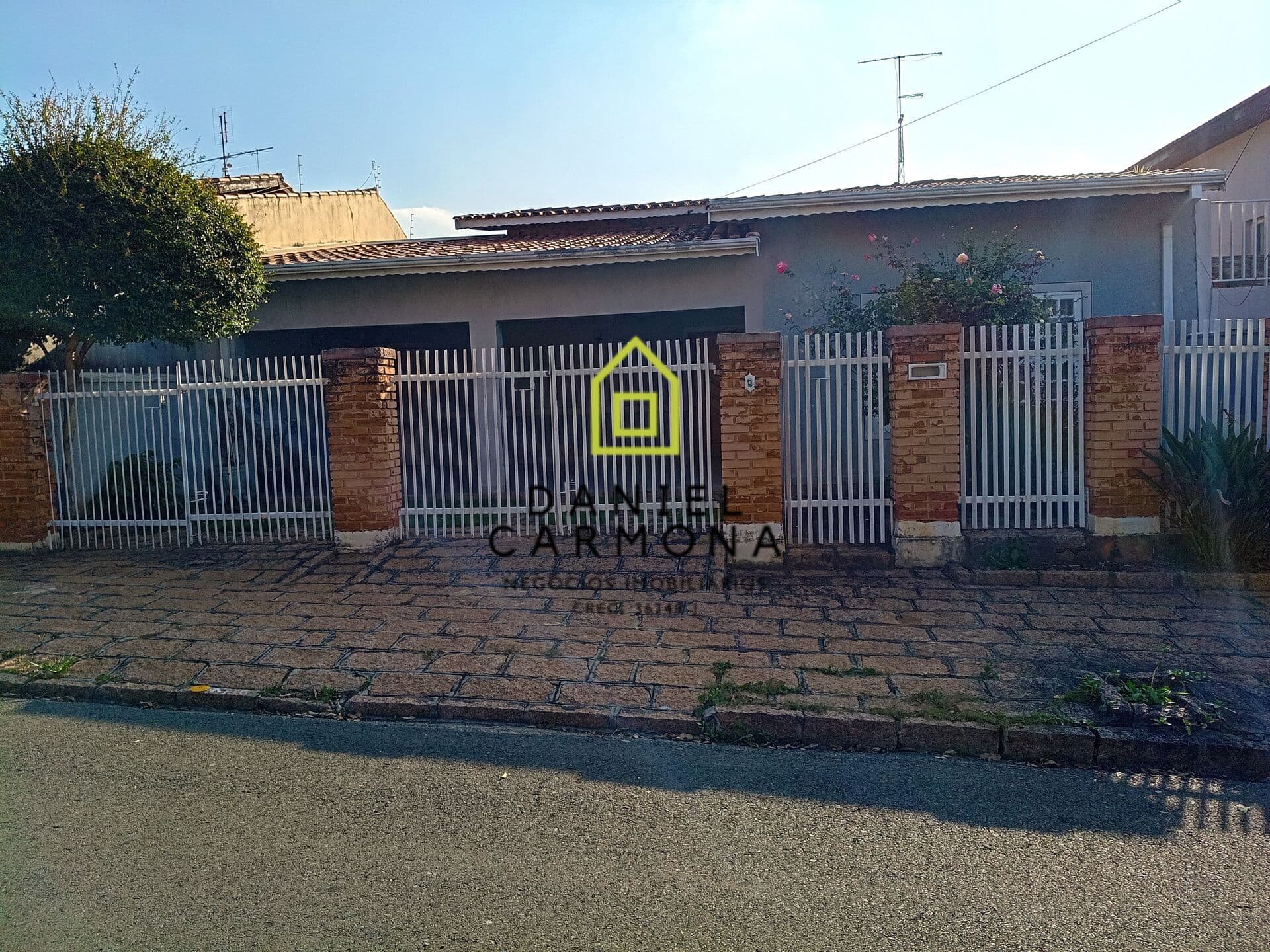 Linda Casa Térrea 03 Dorm/01 Suíte - Parque São Lourenço - Indaiatuba/SP