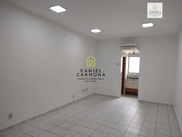Salão Comercial 65 m² - Piso Superior C/Escada - Centro - Indaiatuba/SP