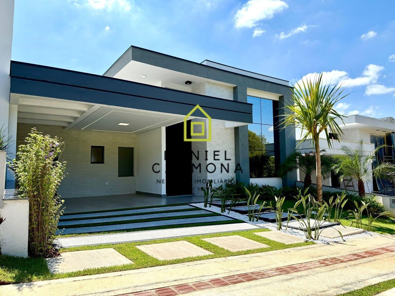 Belíssima Casa Térrea 03 Suítes - Residencial London Park - Indaiatuba/SP.