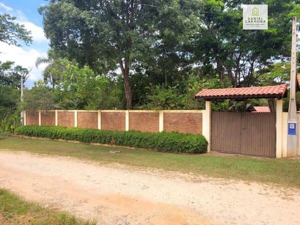 Casa Padrão para Venda em Centro Buri-SP