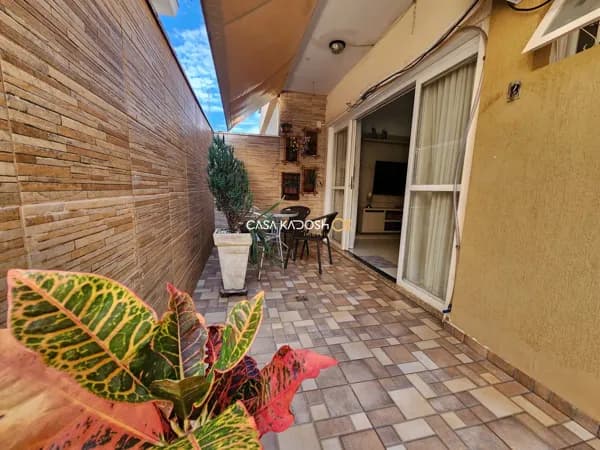 Apartamento Térreo com quintal no Jardim Macedo, Ribeirão Preto