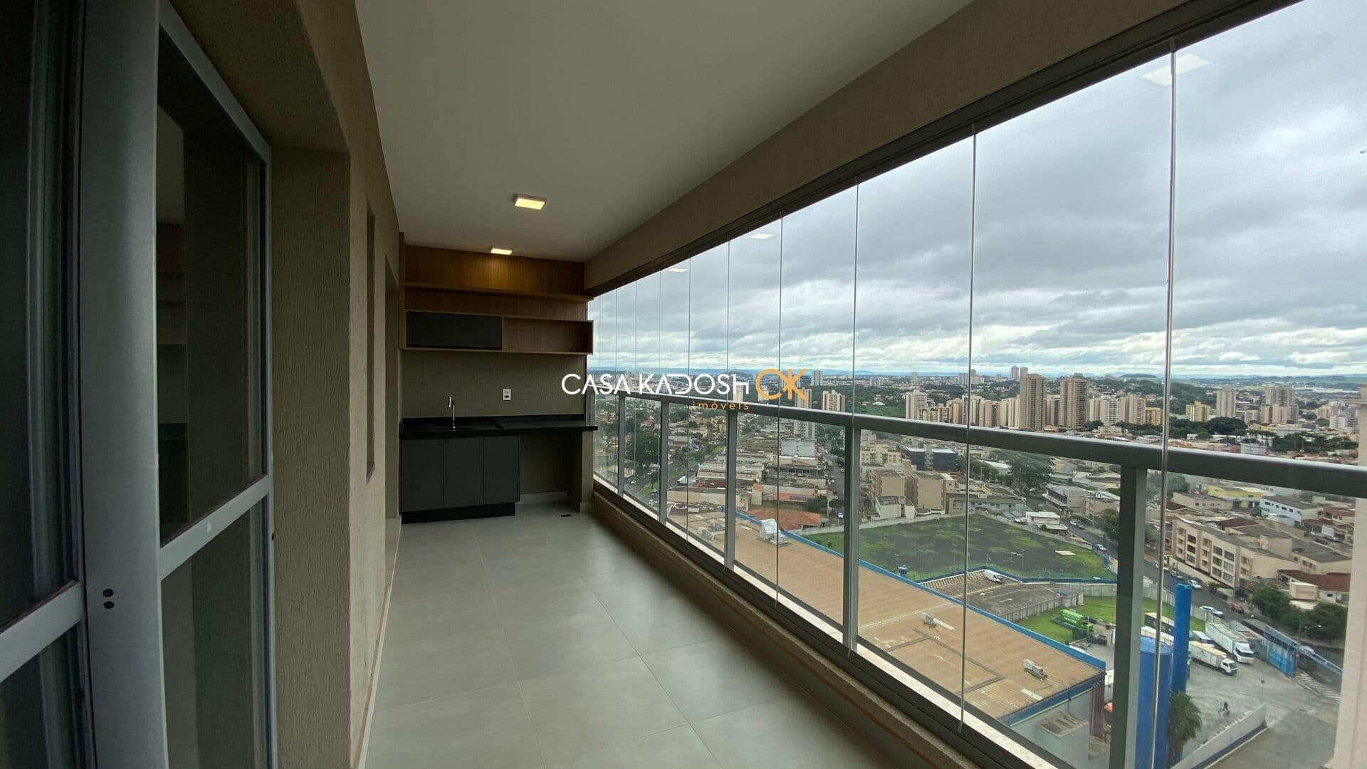 Apartamento à venda no Edifício Fiusa One – Ribeirão Preto/S.P.