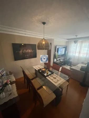 Apartamento no Jardim Wanda.