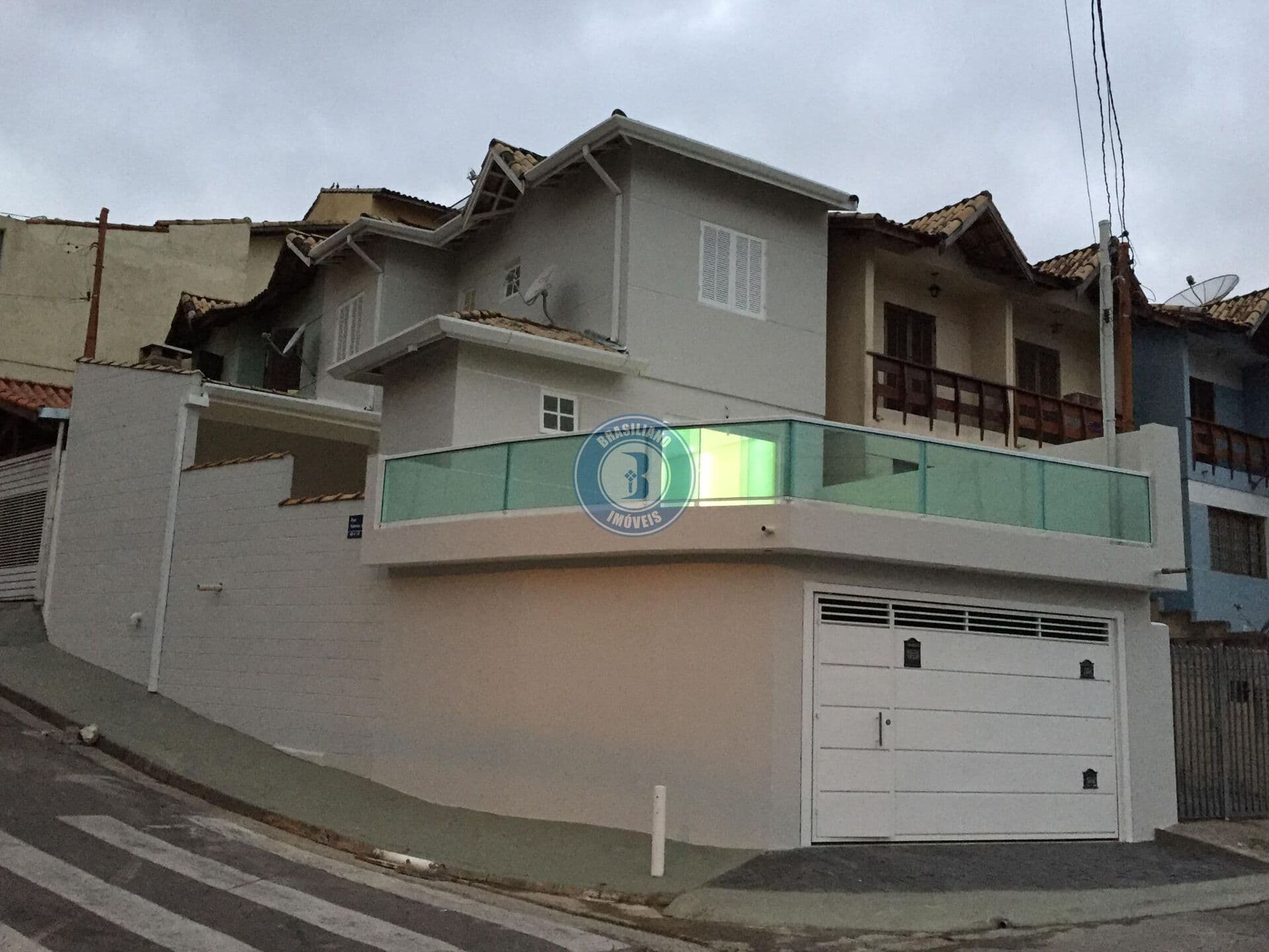 Casa no Jardim Maria Rosa - Taboão da Serra