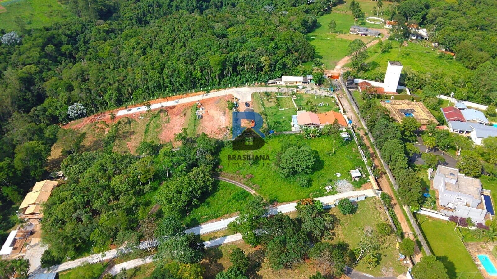 Lote em Condomínio em Itapecerica da Serra.