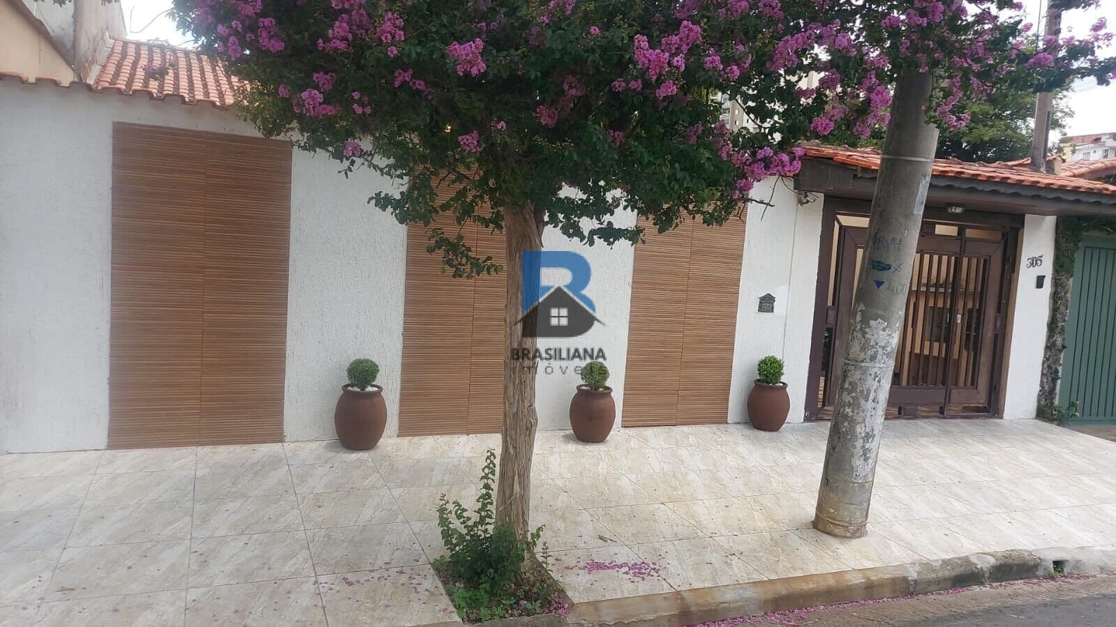 Casa no Jardim Jussara.