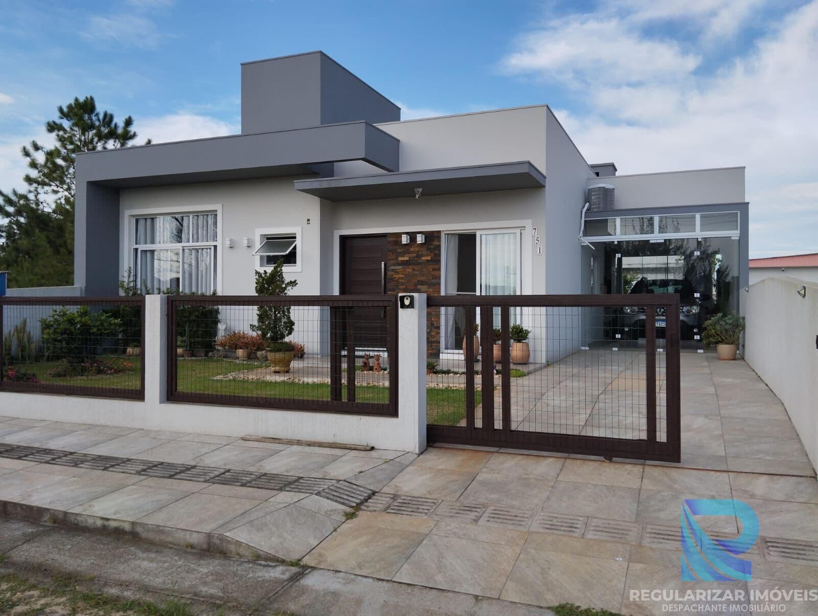 Casa com 2 dormitórios à venda, 107 m² por R$ 620.000,00 - Bellatorres - Passo de Torres/SC
