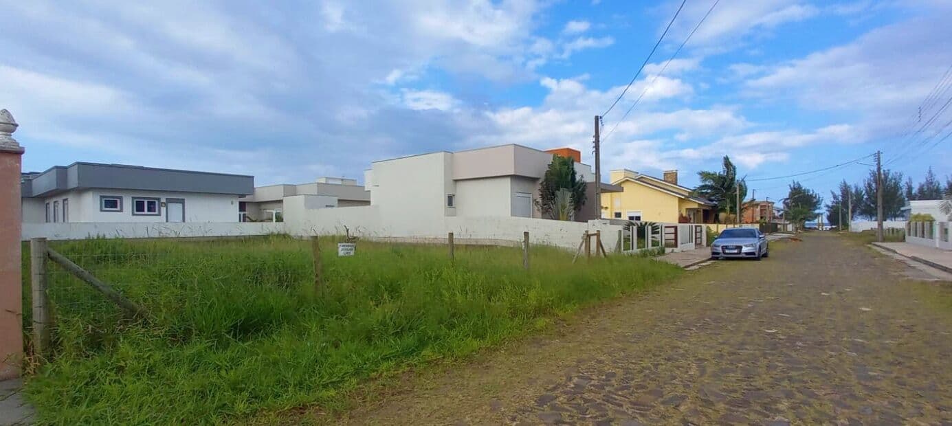 Terreno 250mts do mar em Balneario Bellatorres, Passo de Torres/SC