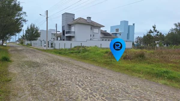 Terreno próximo a beira mar em Bellatorres Passo de Torres