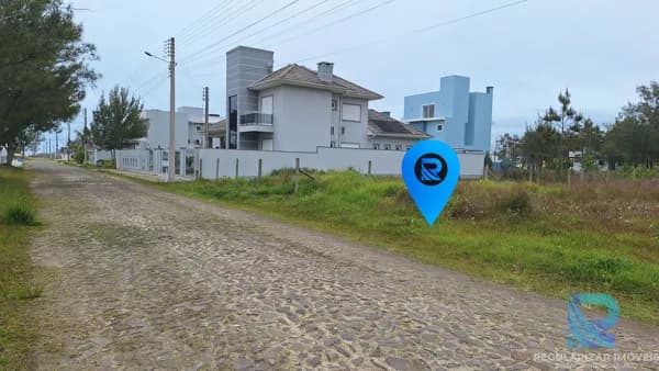 Terreno próximo a beira mar em Bellatorres Passo de Torres