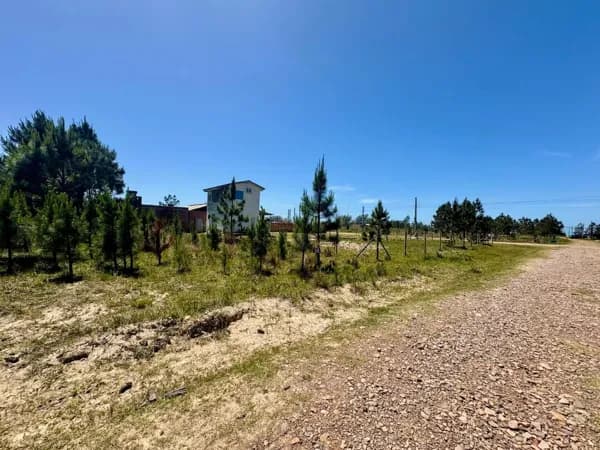 Terreno na Praia Xangrilá dos Mares em Passo de Torres/SC
