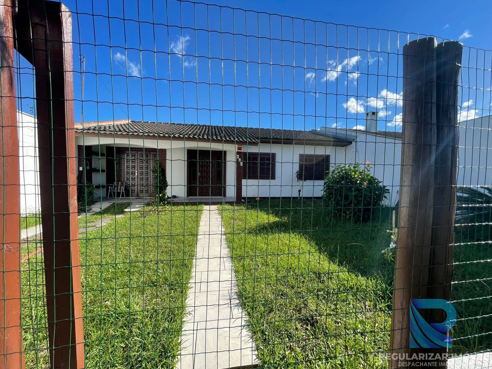 Casa 3 dormitórios a venda na Bellatorres