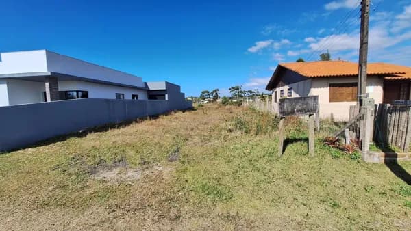 Terreno em ótima localização de 420m² na Bellatorres