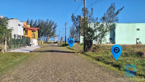 Terreno à venda no bairro Bellatorres com 528m² próximo do ar