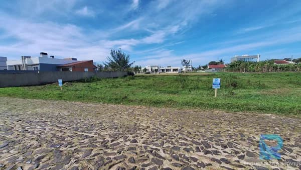 Terreno de esquina 750 m² Balneario Bellatorres, Passo de Torres/SC