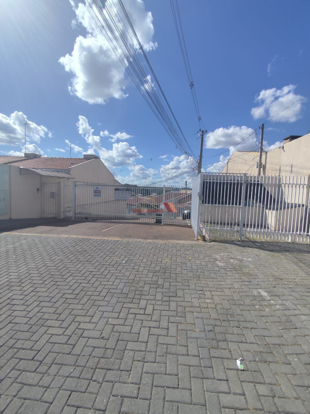 🏡 Casa em Condomínio – Moinho dos Ventos 🏡