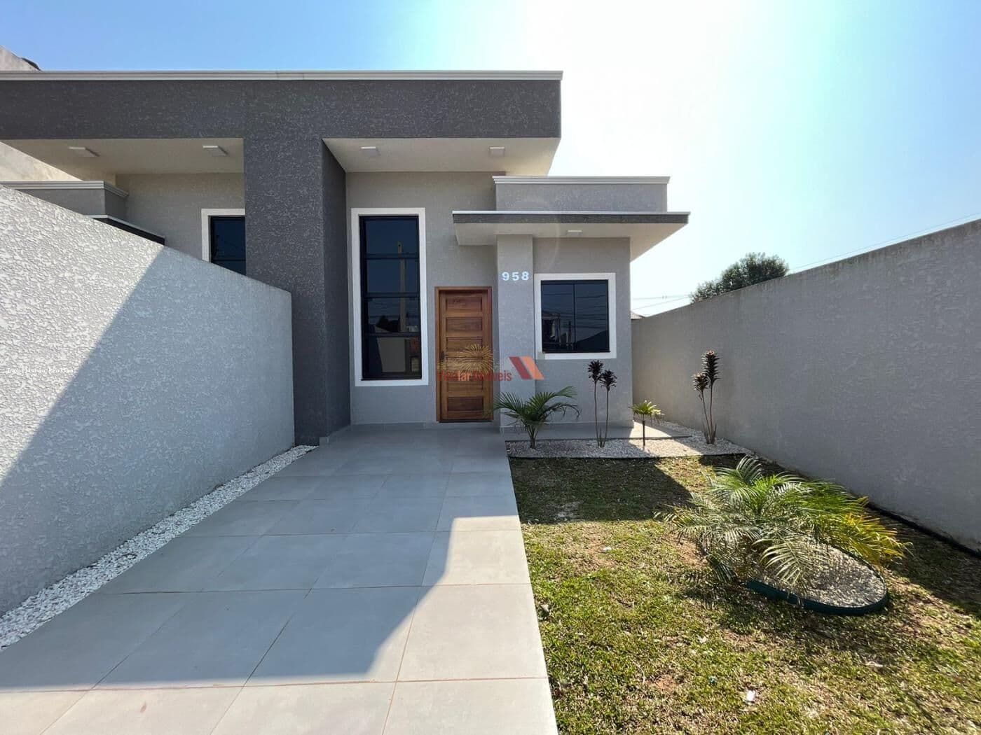 Casa Alto Padrão à Venda - Bairro Santa Terezinha, Fazenda Rio Grande