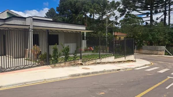 🏡 Excelente Casa à Venda no Bairro Estados - Fazenda Rio Grande! 02 unidades