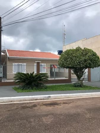 🏡 Casa à Venda no Jardim Shangai – Espaço, Conforto e Ótima Localização!