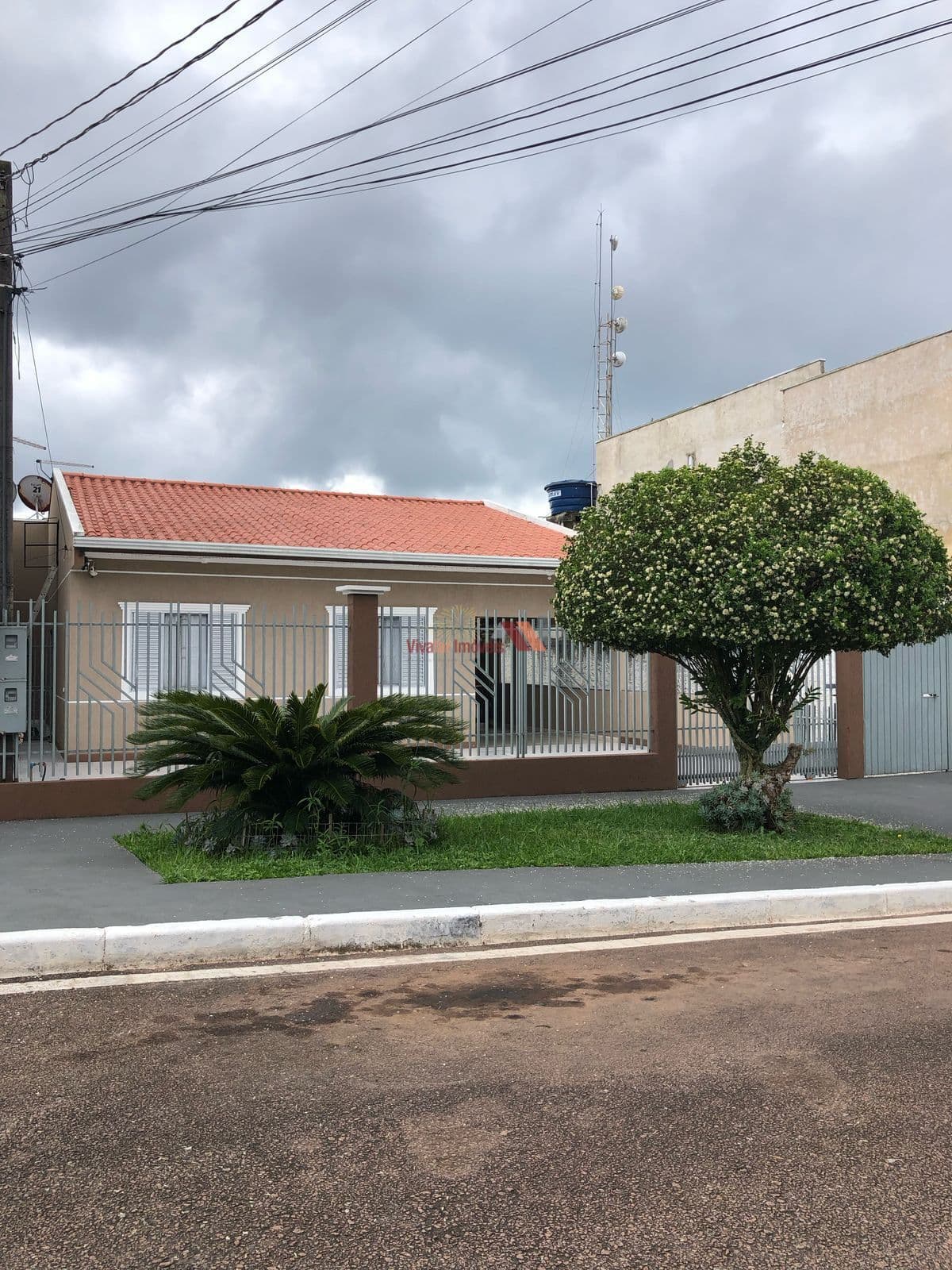 🏡 Casa à Venda no Jardim Shangai – Espaço, Conforto e Ótima Localização!