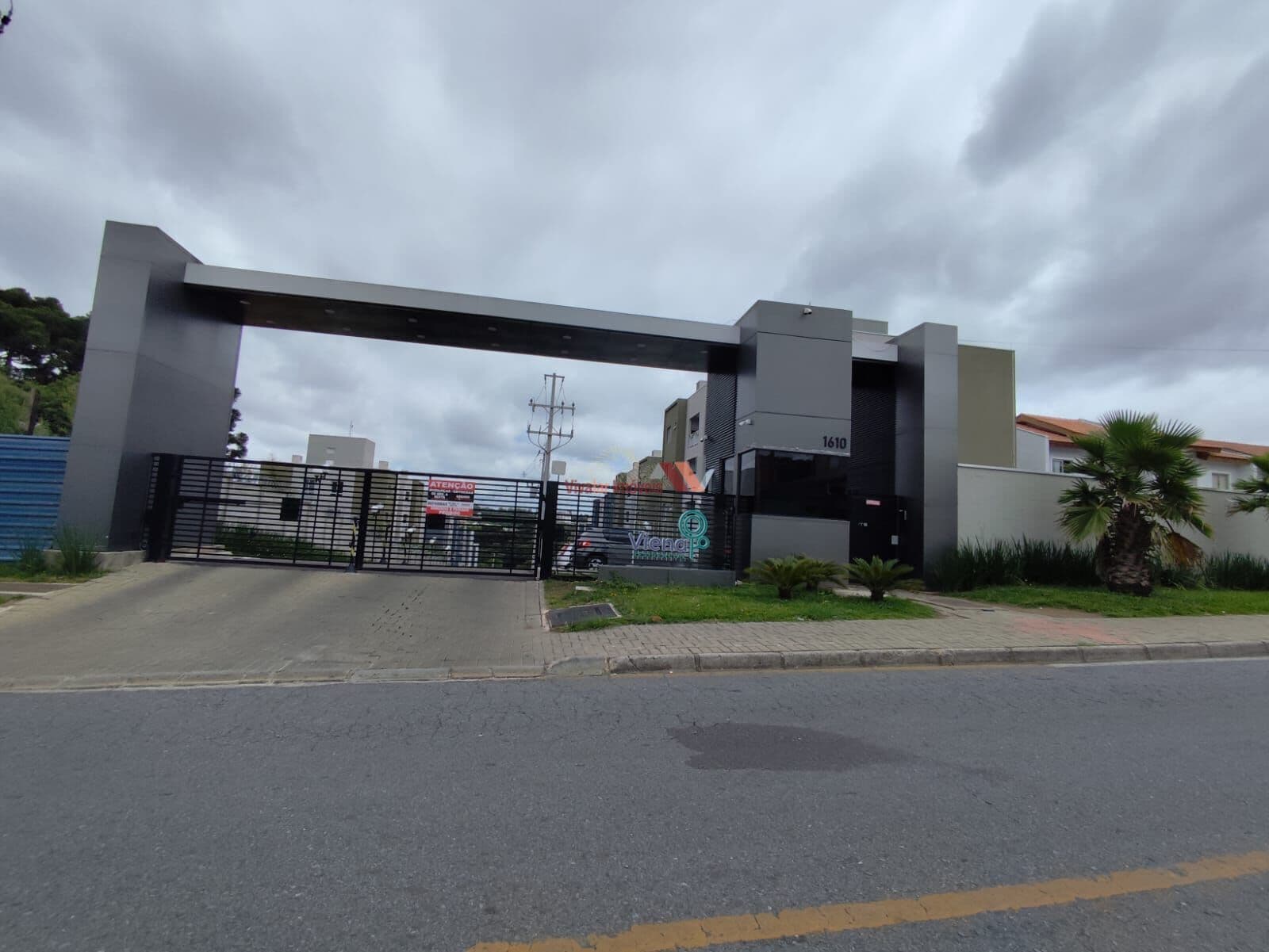🏡 Apartamento Térreo à Venda – Campina da Barra | Araucária/PR