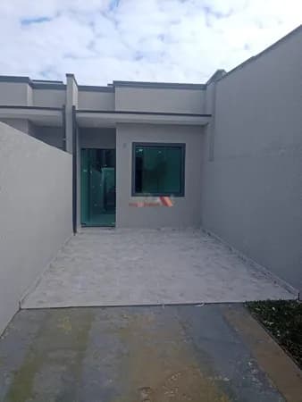 💥 Oportunidade! Casa de Frente para Rua 💥