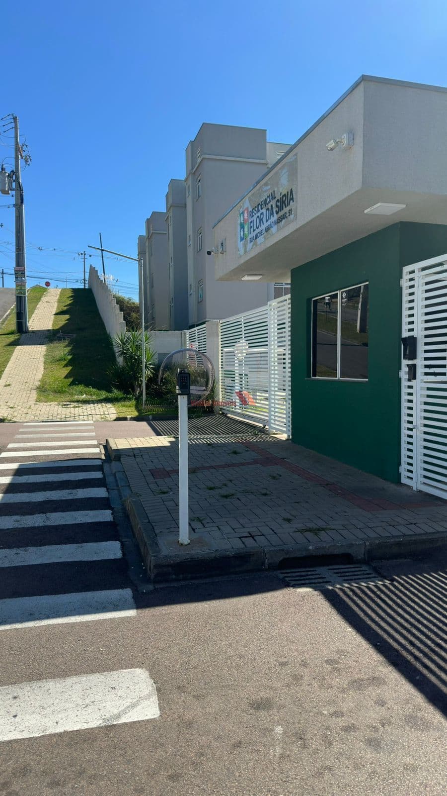 🏡 Apartamento à Venda – Residencial Flor de Síria | Costeira – Araucária