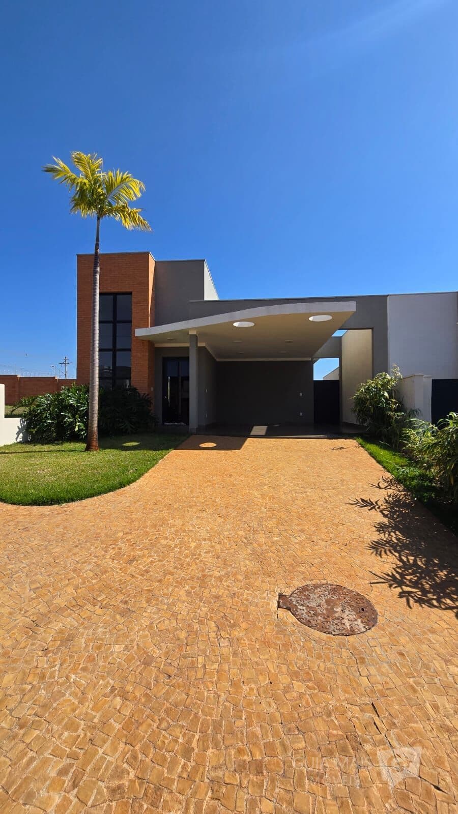 Casa de condomínio à venda, no Residencial Valência Gracia, em Ribeirão Preto, Jardim Valencia, com 3 quartos, 156.81m²