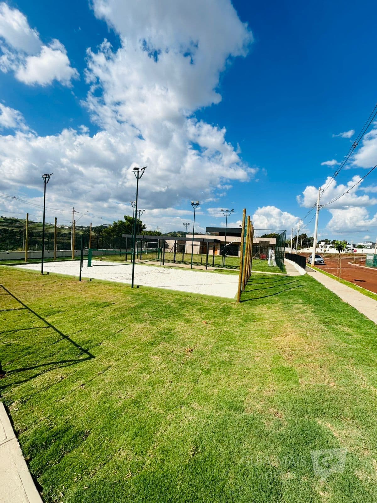 Oportunidade terreno Condominio Vilas de Lyon